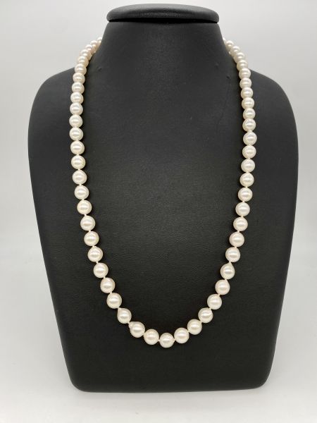 Perlenkette mit Verschluss in 585 WG - (62 Perlen)
